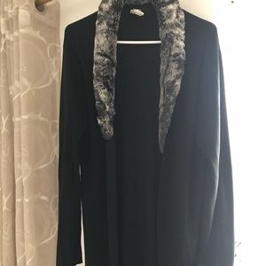 Long sweater with fur